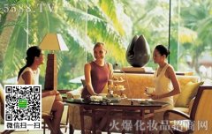 美容院拓客:“老带新”模式的具体操作方法!