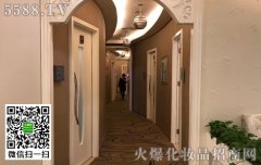 刚装修完新店,她的美容院就被人投诉了……